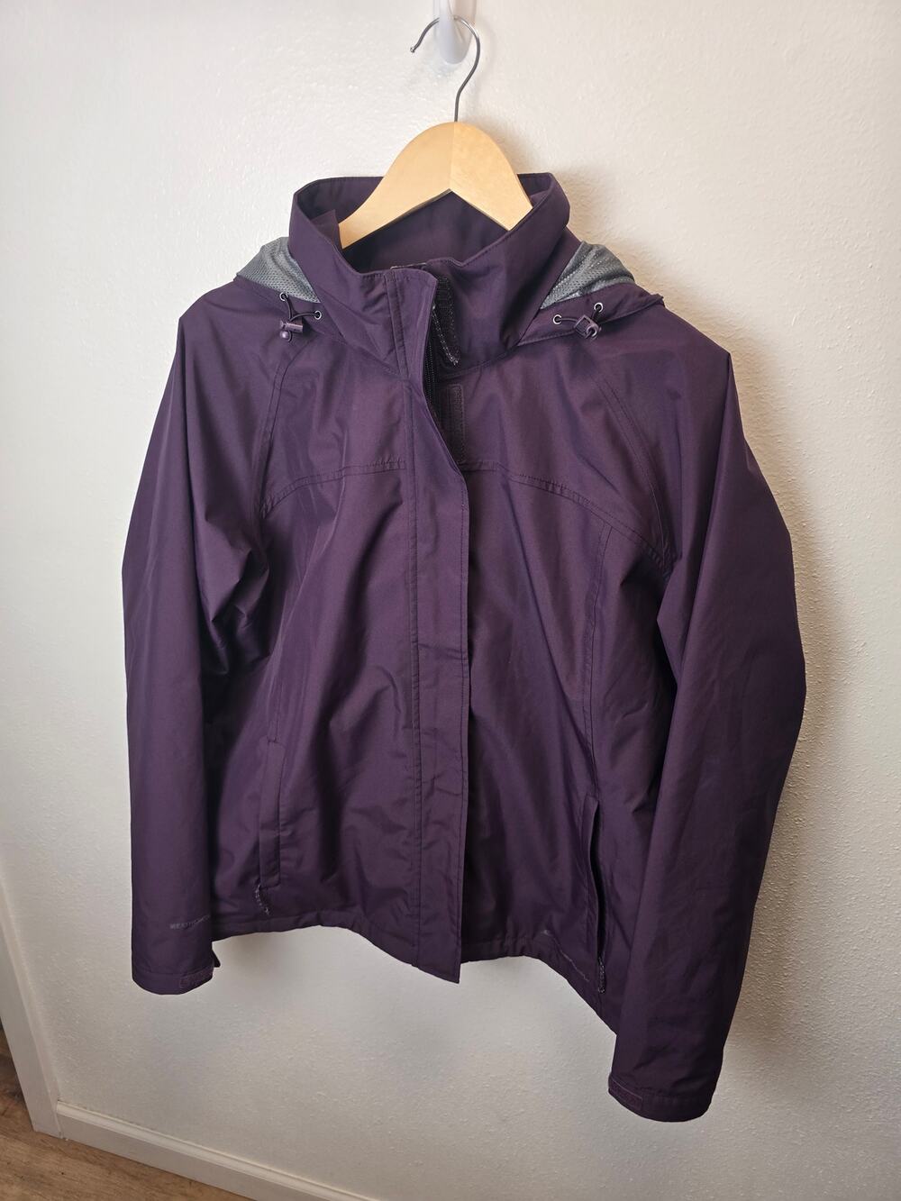 Eddie Bauer WeatherEdge Rain Jacket Womens XL Purple Waterproof Hooded Shell